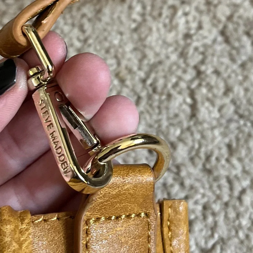 Steve Madden, Leather Crossbody EUC, Gold Spike Accents, Adjustable Strap - Picture 9 of 16